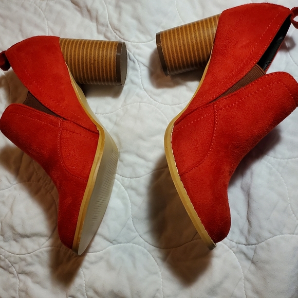 Like new Red Booties - Picture 5 of 7